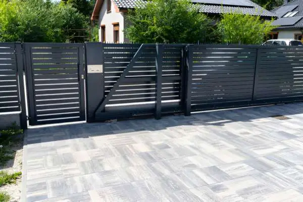 Composite Fencing
